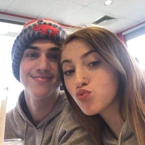 Meet your Posher, Cameron